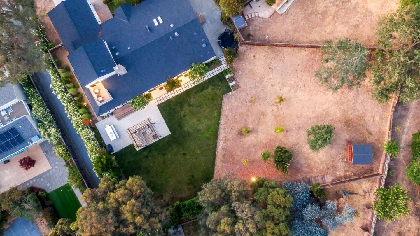 Detail Gallery Image 66 of 70 For 10 Bennett Rd, Redwood City,  CA 94062 - 4 Beds | 4 Baths