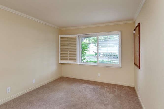 Detail Gallery Image 12 of 32 For 5185 Cribari Hls, San Jose,  CA 95135 - 2 Beds | 2 Baths