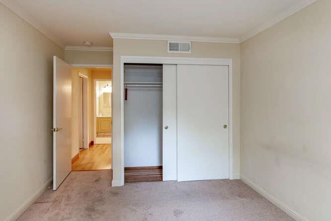 Detail Gallery Image 13 of 32 For 5185 Cribari Hls, San Jose,  CA 95135 - 2 Beds | 2 Baths
