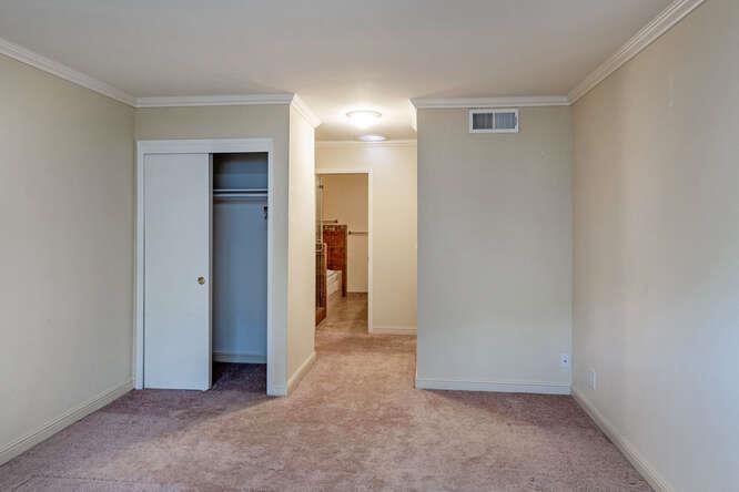 Detail Gallery Image 16 of 32 For 5185 Cribari Hls, San Jose,  CA 95135 - 2 Beds | 2 Baths