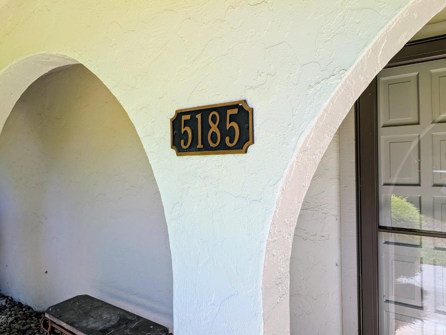 Detail Gallery Image 3 of 32 For 5185 Cribari Hls, San Jose,  CA 95135 - 2 Beds | 2 Baths