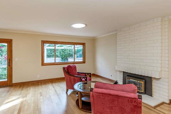 Detail Gallery Image 5 of 32 For 5185 Cribari Hls, San Jose,  CA 95135 - 2 Beds | 2 Baths