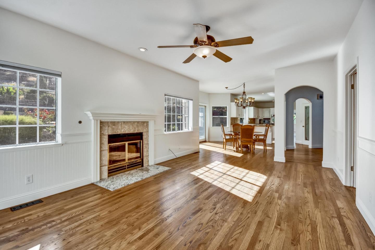 Detail Gallery Image 13 of 62 For 2295 Mcdonald Ln, Morgan Hill,  CA 95037 - 6 Beds | 4/2 Baths