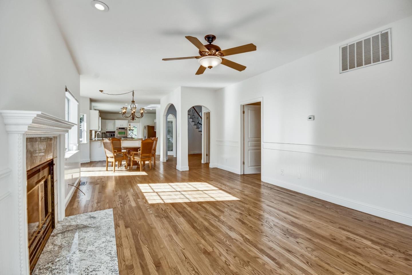 Detail Gallery Image 14 of 62 For 2295 Mcdonald Ln, Morgan Hill,  CA 95037 - 6 Beds | 4/2 Baths