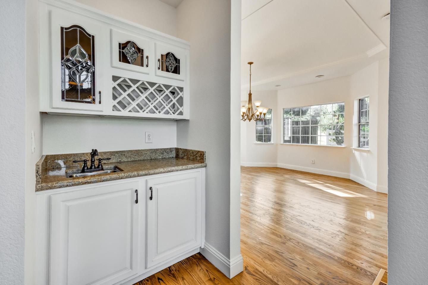 Detail Gallery Image 16 of 62 For 2295 Mcdonald Ln, Morgan Hill,  CA 95037 - 6 Beds | 4/2 Baths