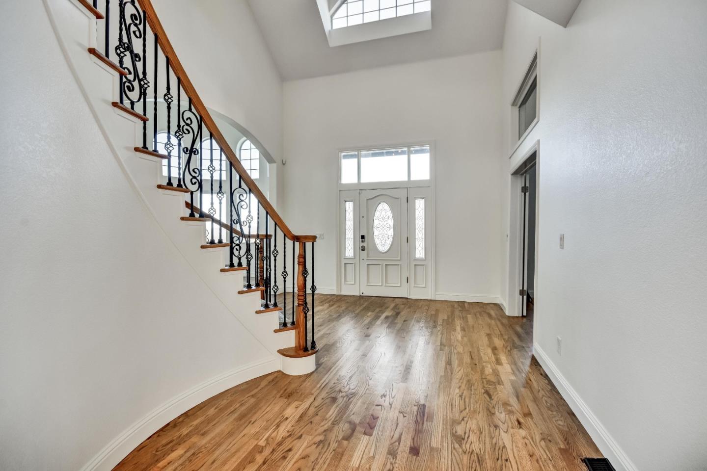 Detail Gallery Image 20 of 62 For 2295 Mcdonald Ln, Morgan Hill,  CA 95037 - 6 Beds | 4/2 Baths