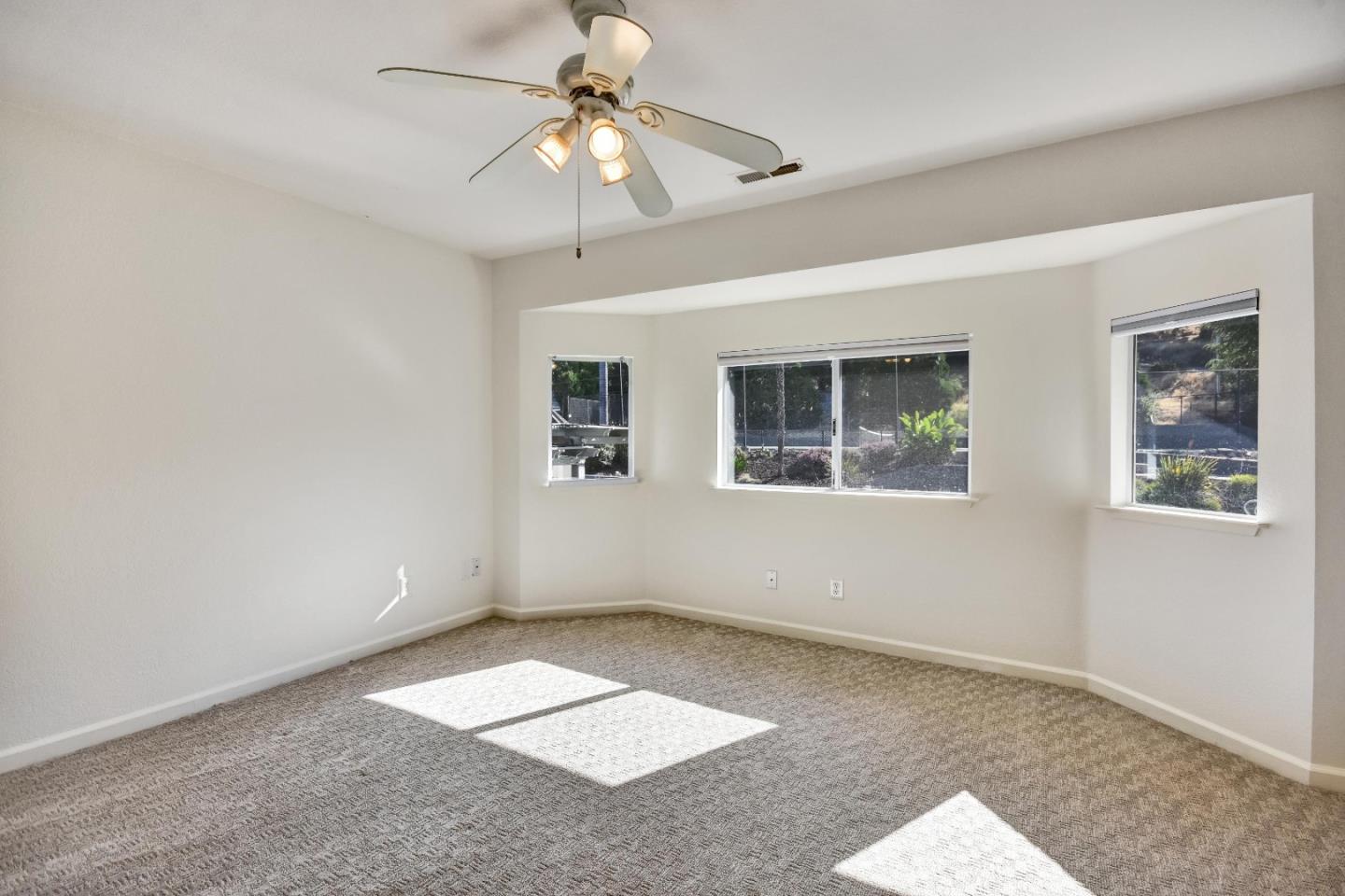 Detail Gallery Image 28 of 62 For 2295 Mcdonald Ln, Morgan Hill,  CA 95037 - 6 Beds | 4/2 Baths