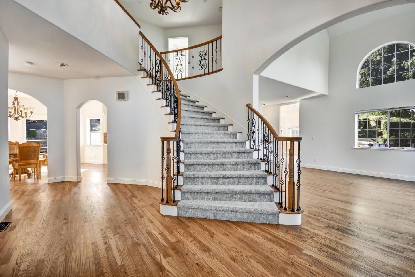 Detail Gallery Image 3 of 62 For 2295 Mcdonald Ln, Morgan Hill,  CA 95037 - 6 Beds | 4/2 Baths
