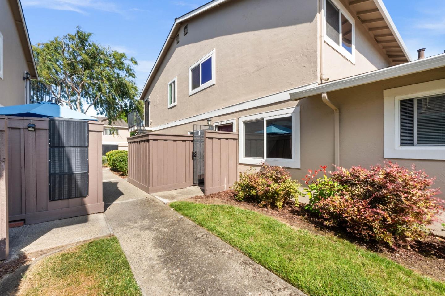 Detail Gallery Image 2 of 17 For 366 San Petra Ct #2,  Milpitas,  CA 95035 - 2 Beds | 1 Baths
