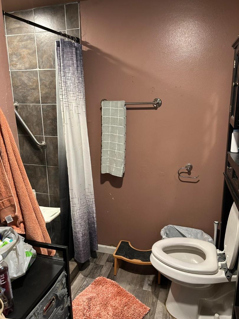 Detail Gallery Image 14 of 18 For 1854 De Ovan Ave, Stockton,  CA 95204 - 4 Beds | 2 Baths