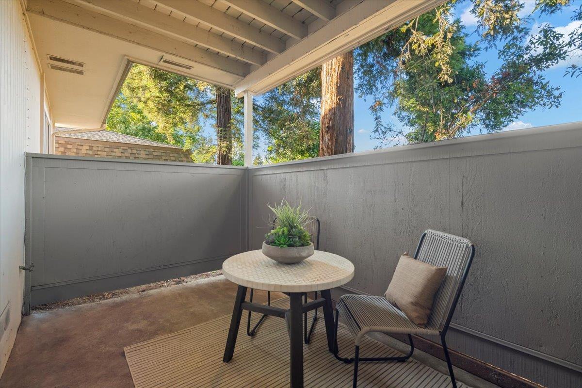 Detail Gallery Image 10 of 26 For 3346 Shadow Park Pl, San Jose,  CA 95121 - 2 Beds | 1 Baths