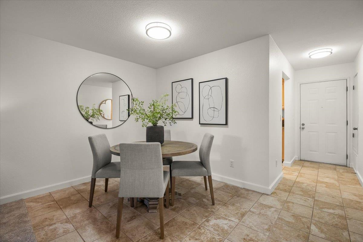 Detail Gallery Image 13 of 26 For 3346 Shadow Park Pl, San Jose,  CA 95121 - 2 Beds | 1 Baths