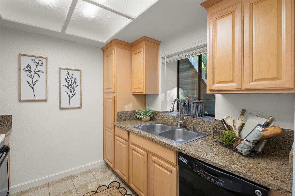Detail Gallery Image 15 of 26 For 3346 Shadow Park Pl, San Jose,  CA 95121 - 2 Beds | 1 Baths
