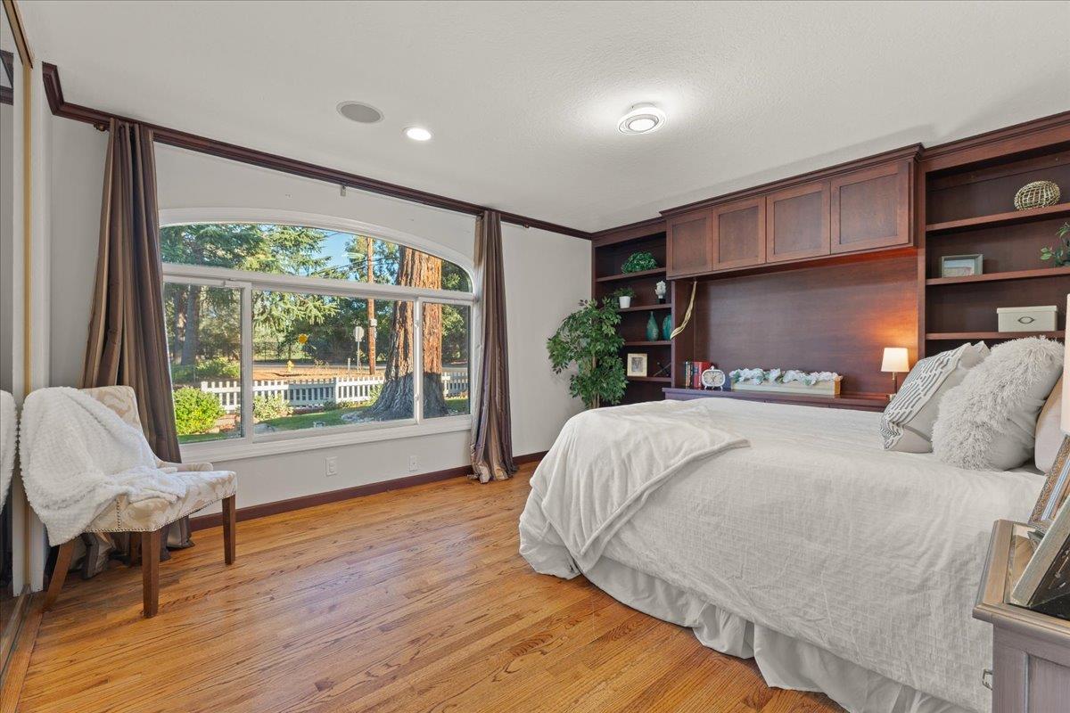 Detail Gallery Image 36 of 53 For 14375 La Rinconada Dr, Los Gatos,  CA 95032 - 4 Beds | 2/1 Baths
