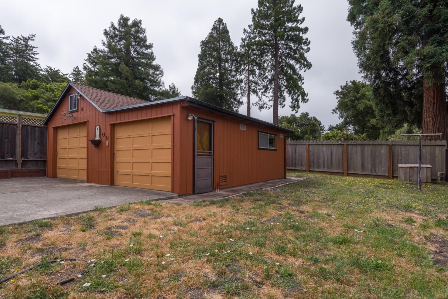 Detail Gallery Image 5 of 20 For 350 Cuesta Real, La Honda,  CA 94020 - 2 Beds | 1 Baths