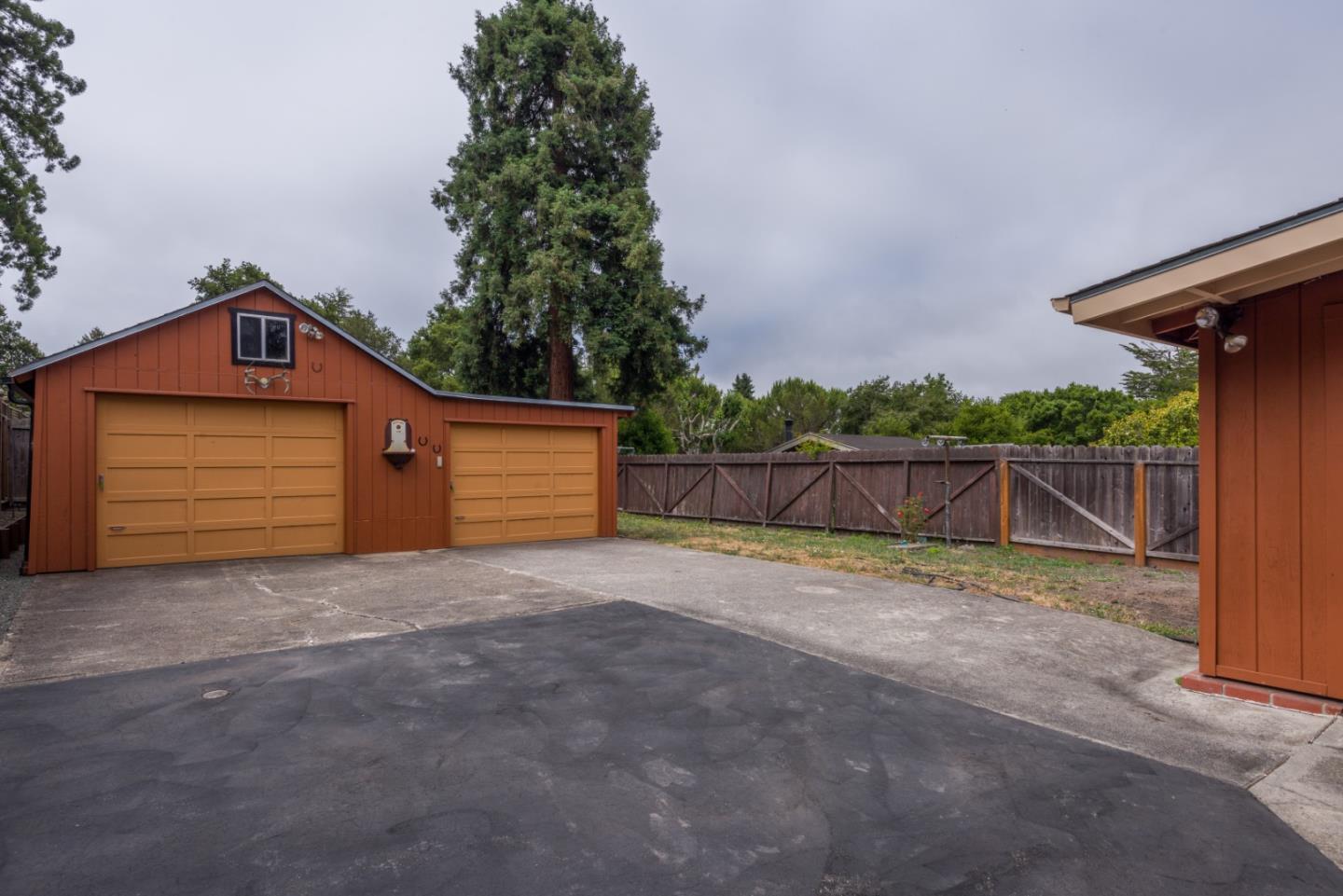 Detail Gallery Image 6 of 20 For 350 Cuesta Real, La Honda,  CA 94020 - 2 Beds | 1 Baths
