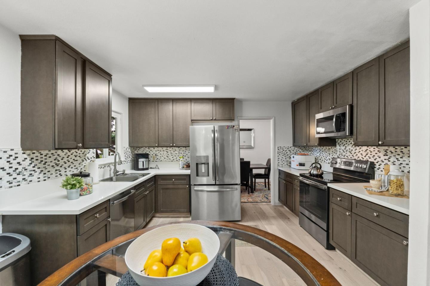Detail Gallery Image 12 of 46 For 455 S Park Victoria Dr, Milpitas,  CA 95035 - 4 Beds | 2/1 Baths