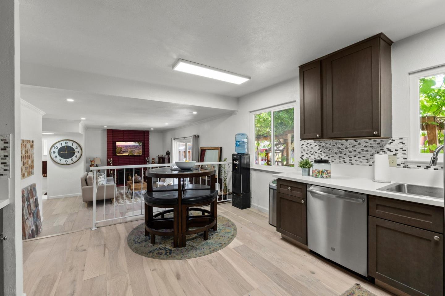 Detail Gallery Image 15 of 46 For 455 S Park Victoria Dr, Milpitas,  CA 95035 - 4 Beds | 2/1 Baths