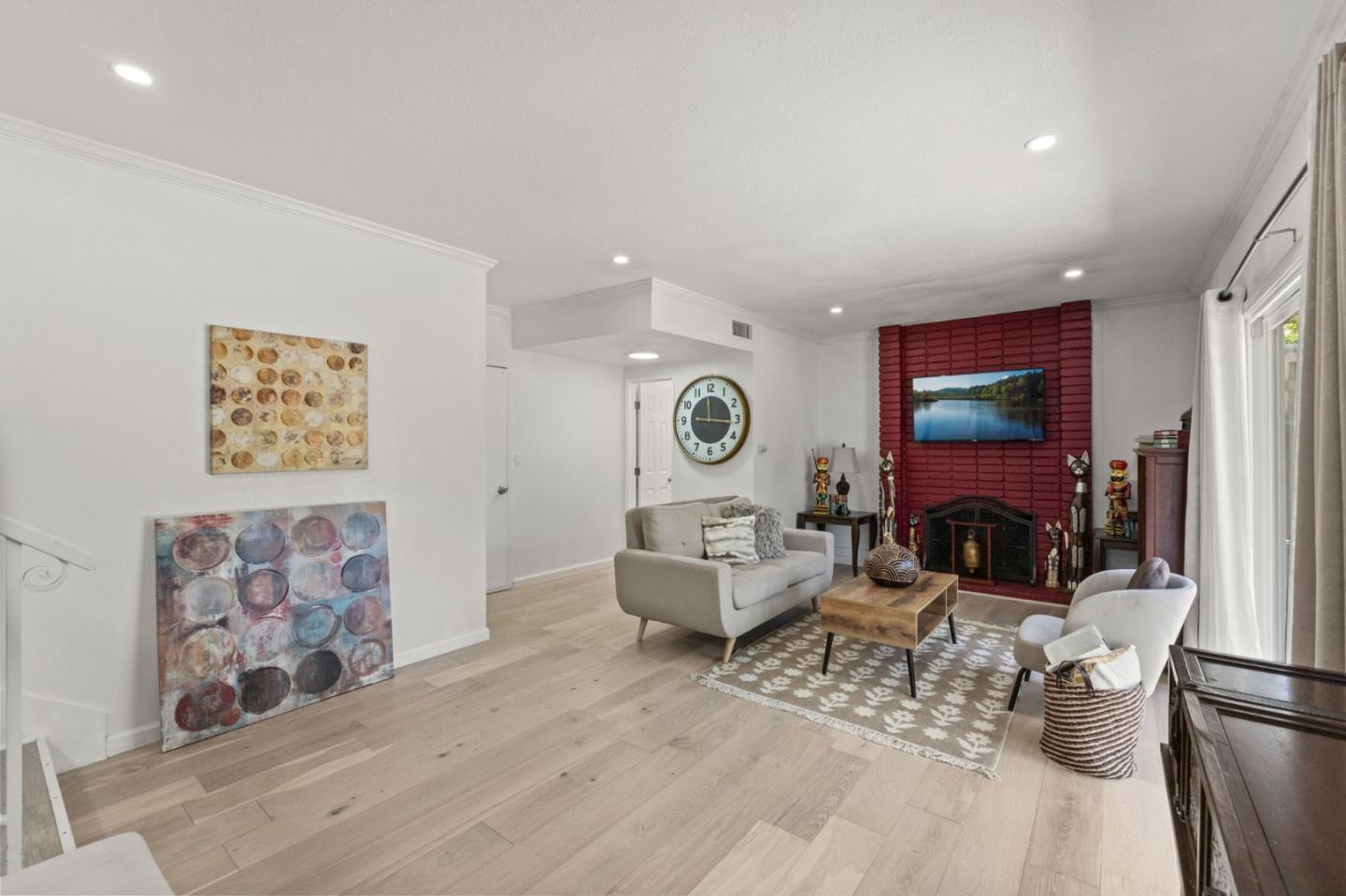 Detail Gallery Image 17 of 46 For 455 S Park Victoria Dr, Milpitas,  CA 95035 - 4 Beds | 2/1 Baths