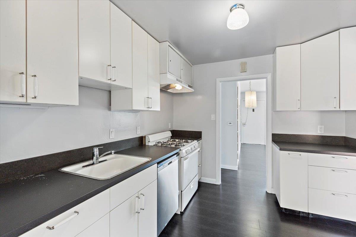 Detail Gallery Image 10 of 24 For 659 Ash Ave, South San Francisco,  CA 94080 - 3 Beds | 1 Baths