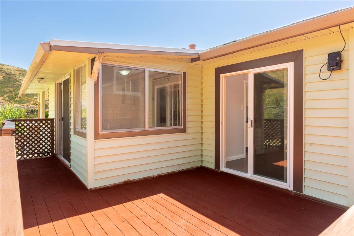 Detail Gallery Image 21 of 24 For 659 Ash Ave, South San Francisco,  CA 94080 - 3 Beds | 1 Baths