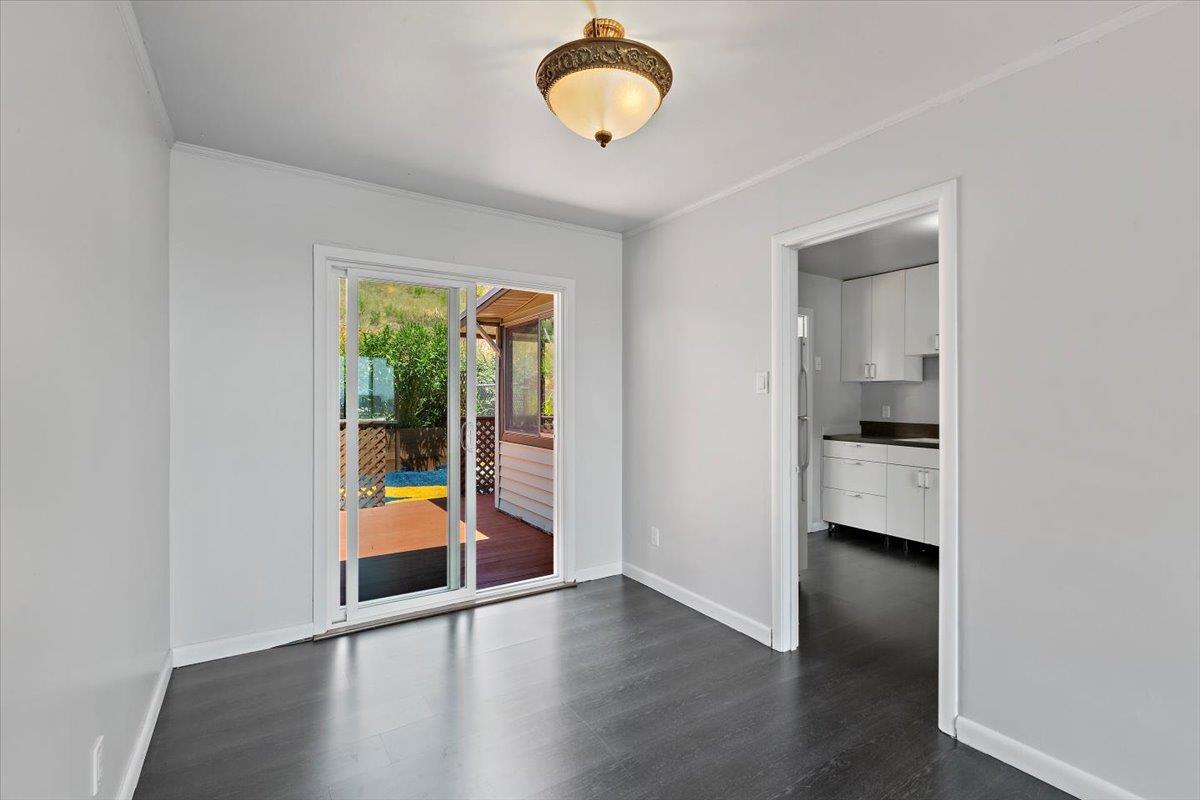 Detail Gallery Image 8 of 24 For 659 Ash Ave, South San Francisco,  CA 94080 - 3 Beds | 1 Baths