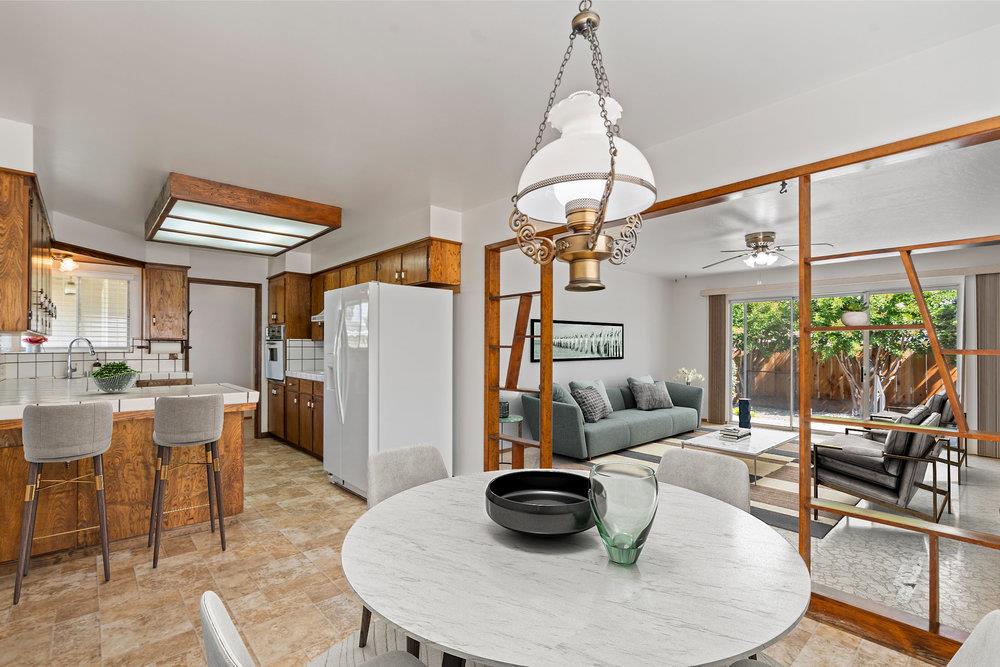 Detail Gallery Image 15 of 53 For 1500 Sunset Dr, Hollister,  CA 95023 - 3 Beds | 2 Baths