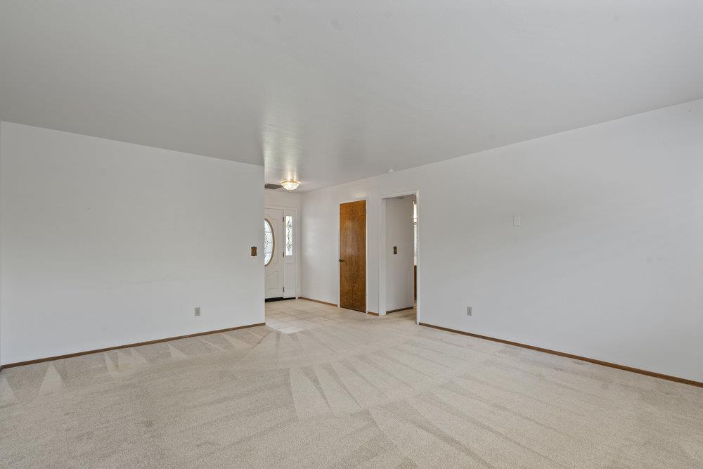 Detail Gallery Image 20 of 53 For 1500 Sunset Dr, Hollister,  CA 95023 - 3 Beds | 2 Baths