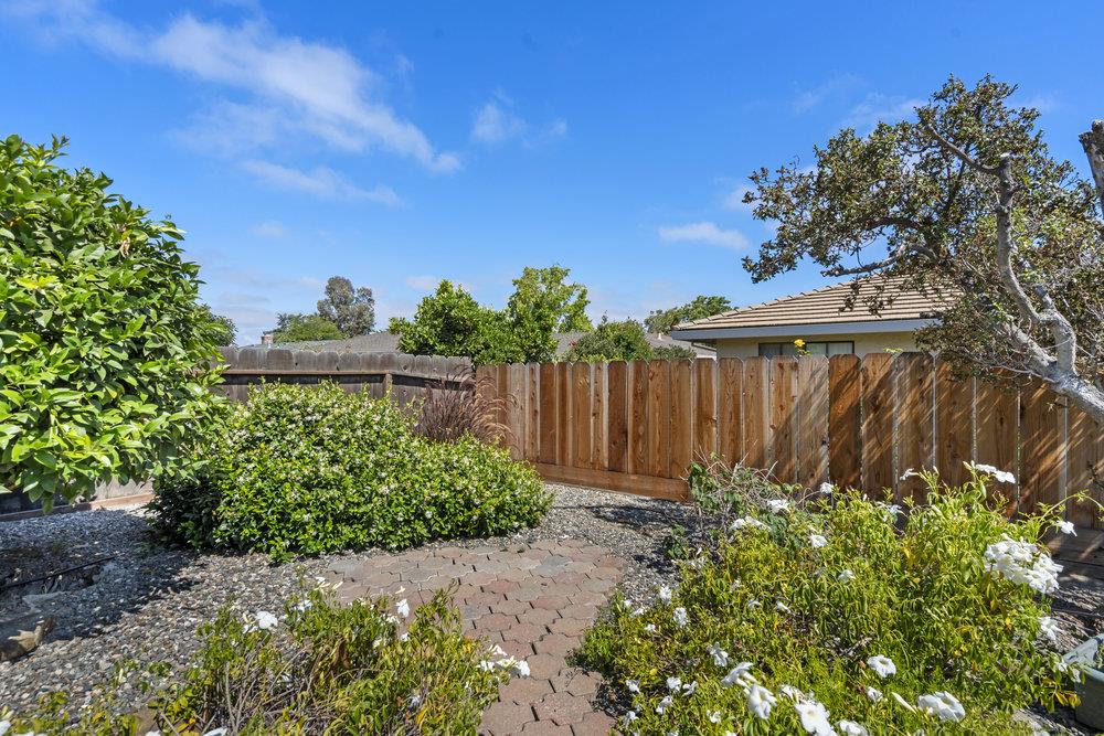 Detail Gallery Image 36 of 53 For 1500 Sunset Dr, Hollister,  CA 95023 - 3 Beds | 2 Baths