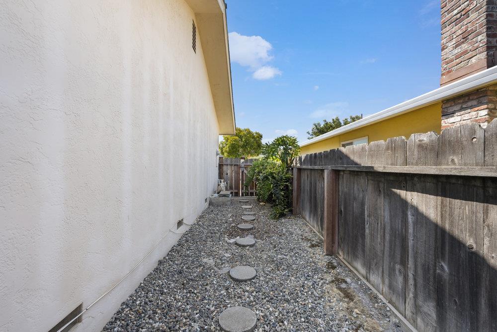 Detail Gallery Image 40 of 53 For 1500 Sunset Dr, Hollister,  CA 95023 - 3 Beds | 2 Baths