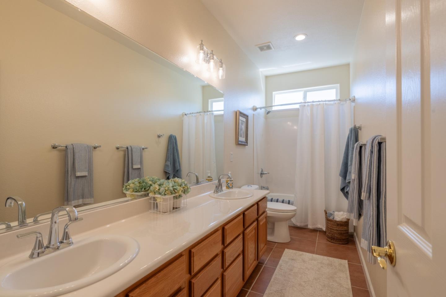 Detail Gallery Image 20 of 36 For 5043 Sunset Vista Dr, Seaside,  CA 93955 - 3 Beds | 2/1 Baths