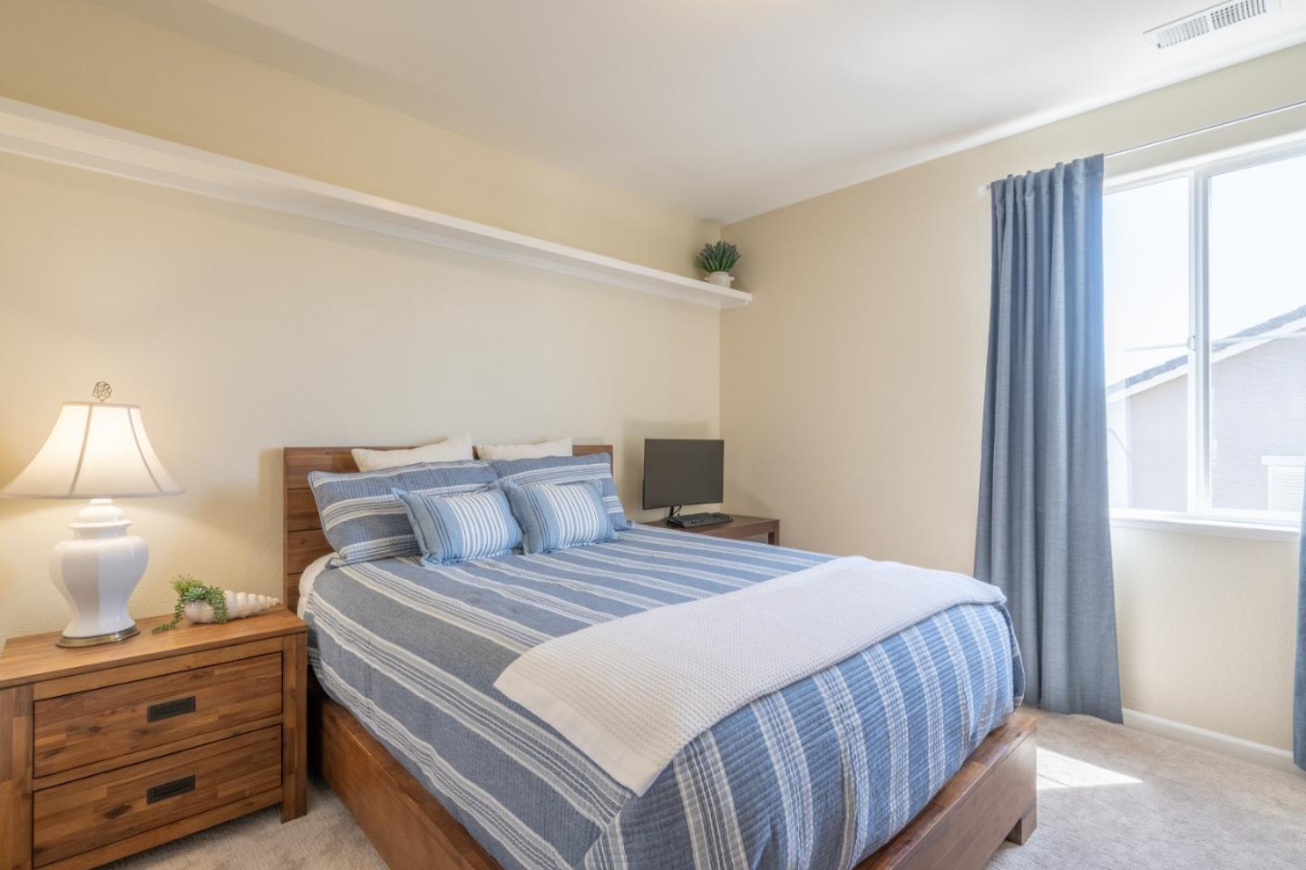 Detail Gallery Image 21 of 36 For 5043 Sunset Vista Dr, Seaside,  CA 93955 - 3 Beds | 2/1 Baths