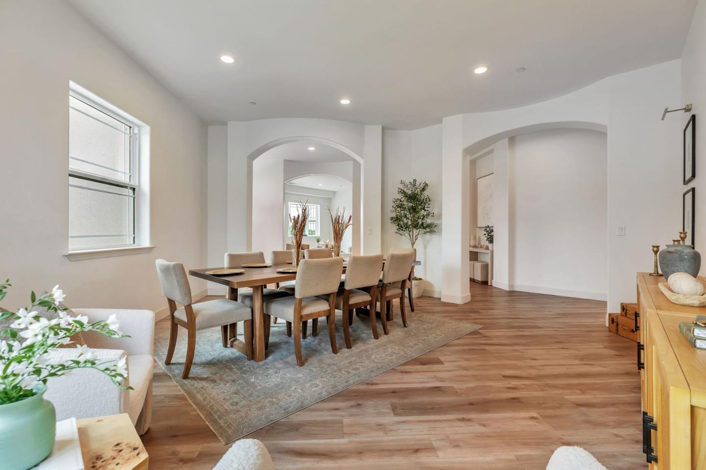 Detail Gallery Image 25 of 97 For 10055 Foothill Ave, Gilroy,  CA 95020 - 8 Beds | 7/1 Baths