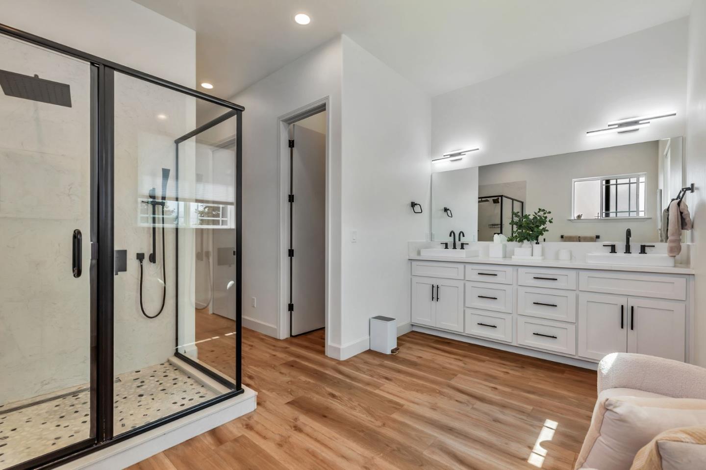 Detail Gallery Image 62 of 97 For 10055 Foothill Ave, Gilroy,  CA 95020 - 8 Beds | 7/1 Baths