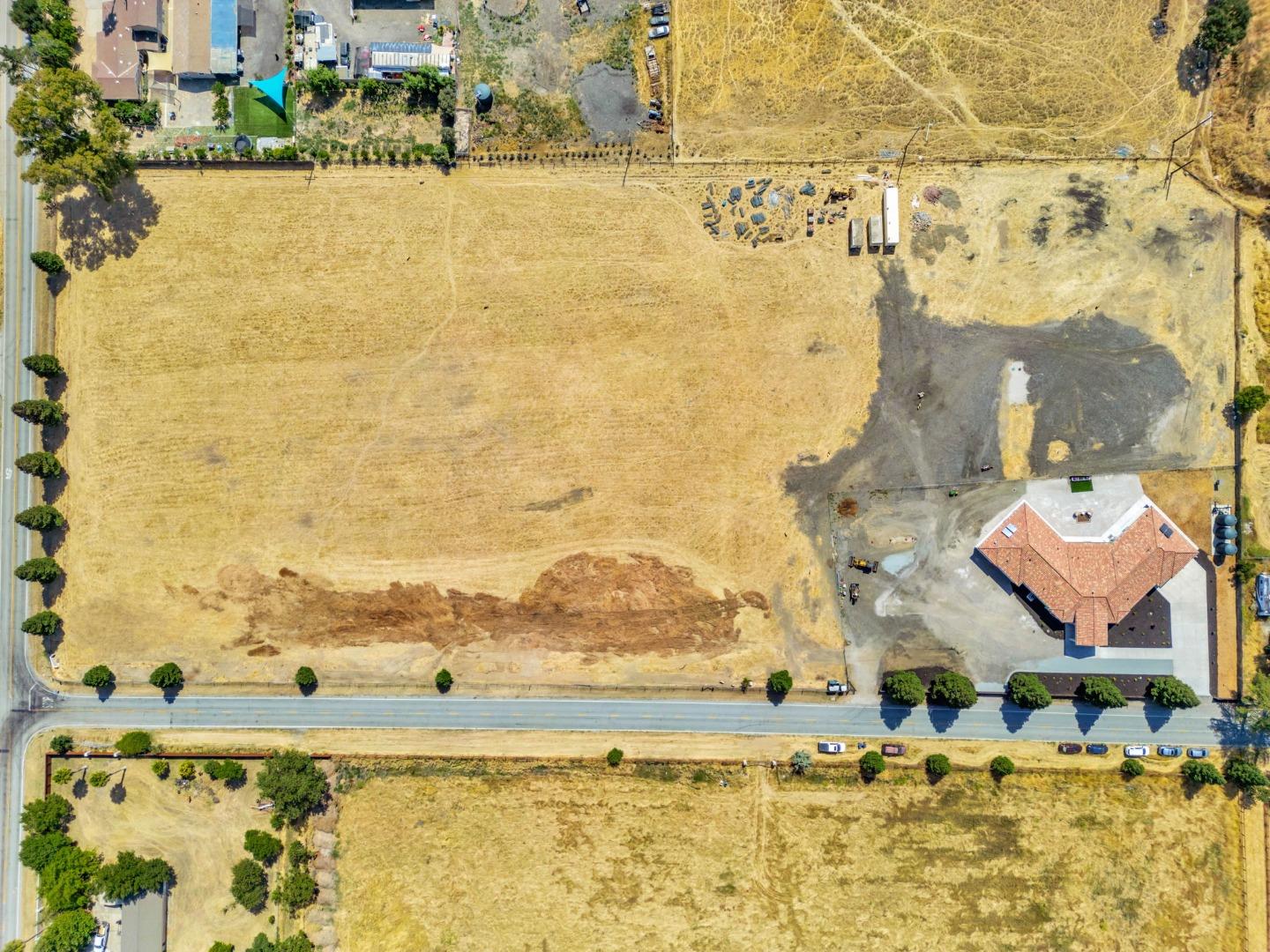 Detail Gallery Image 93 of 97 For 10055 Foothill Ave, Gilroy,  CA 95020 - 8 Beds | 7/1 Baths
