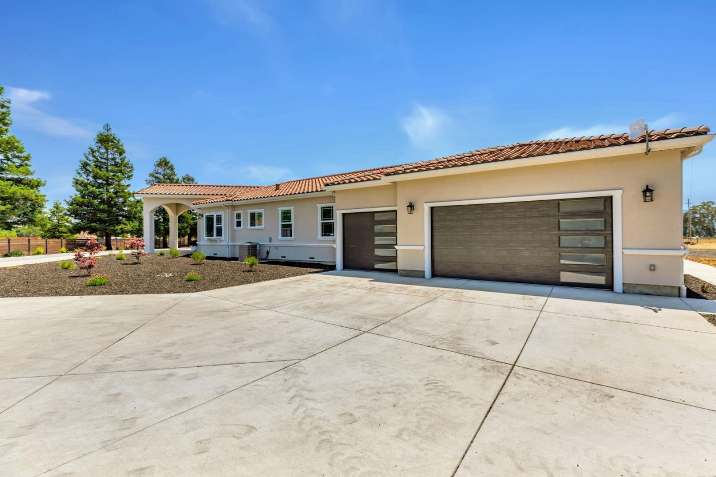 Detail Gallery Image 97 of 97 For 10055 Foothill Ave, Gilroy,  CA 95020 - 8 Beds | 7/1 Baths
