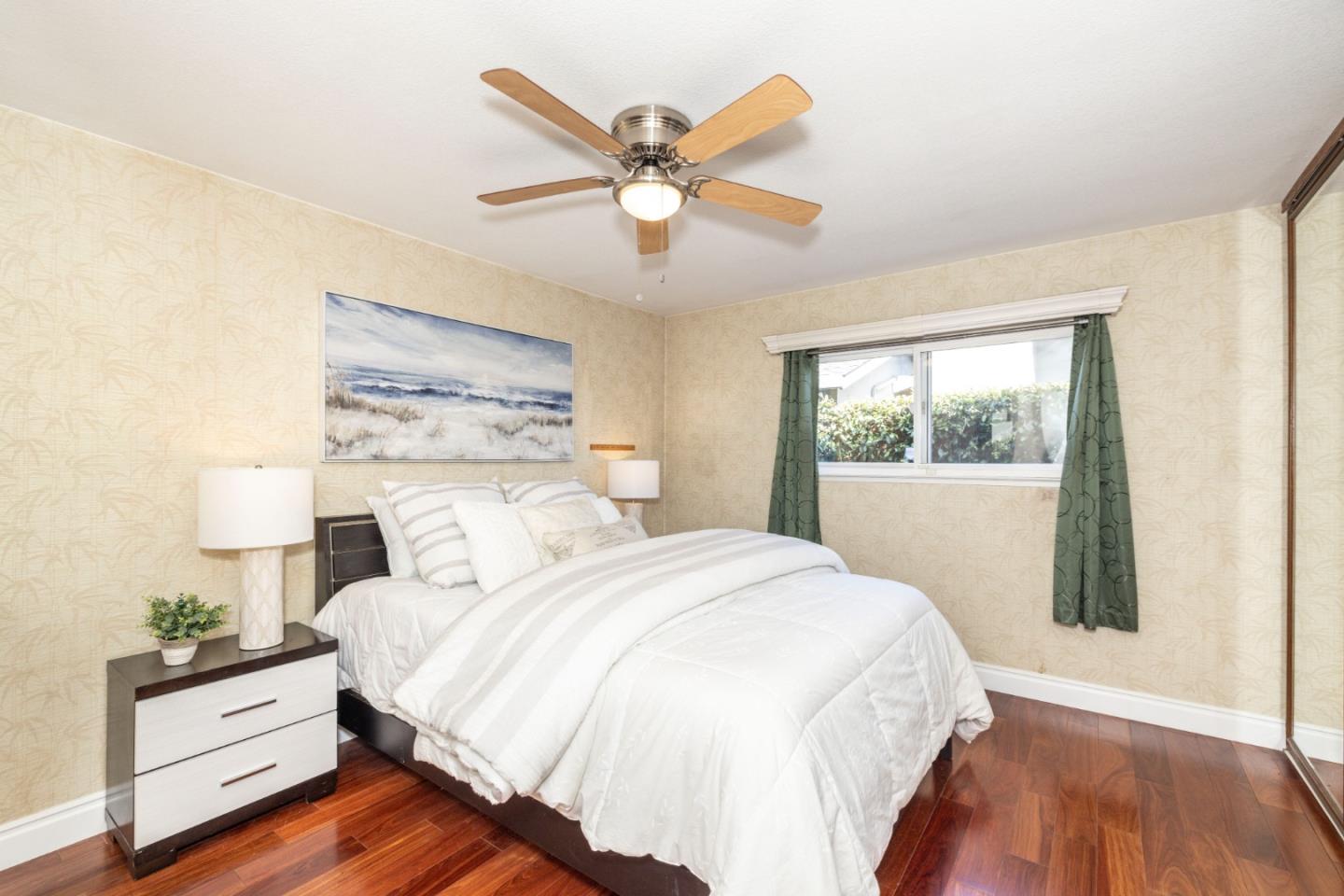 Detail Gallery Image 24 of 46 For 515 Lanyard Dr, Redwood City,  CA 94065 - 3 Beds | 2 Baths
