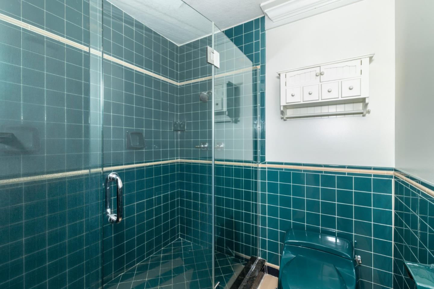 Detail Gallery Image 27 of 46 For 515 Lanyard Dr, Redwood City,  CA 94065 - 3 Beds | 2 Baths