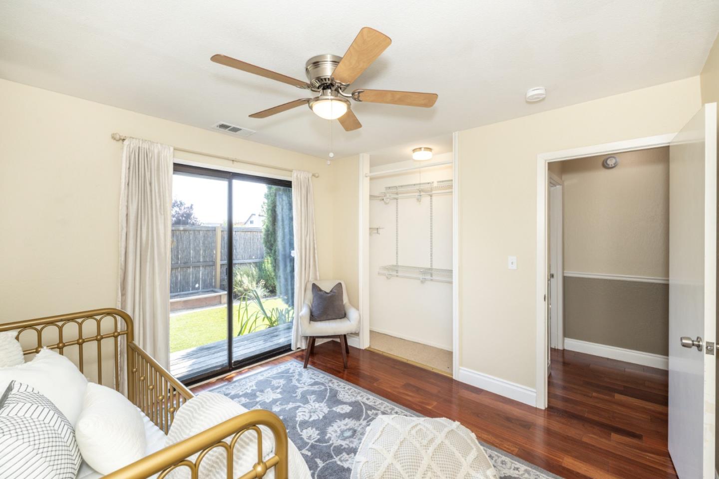 Detail Gallery Image 31 of 46 For 515 Lanyard Dr, Redwood City,  CA 94065 - 3 Beds | 2 Baths