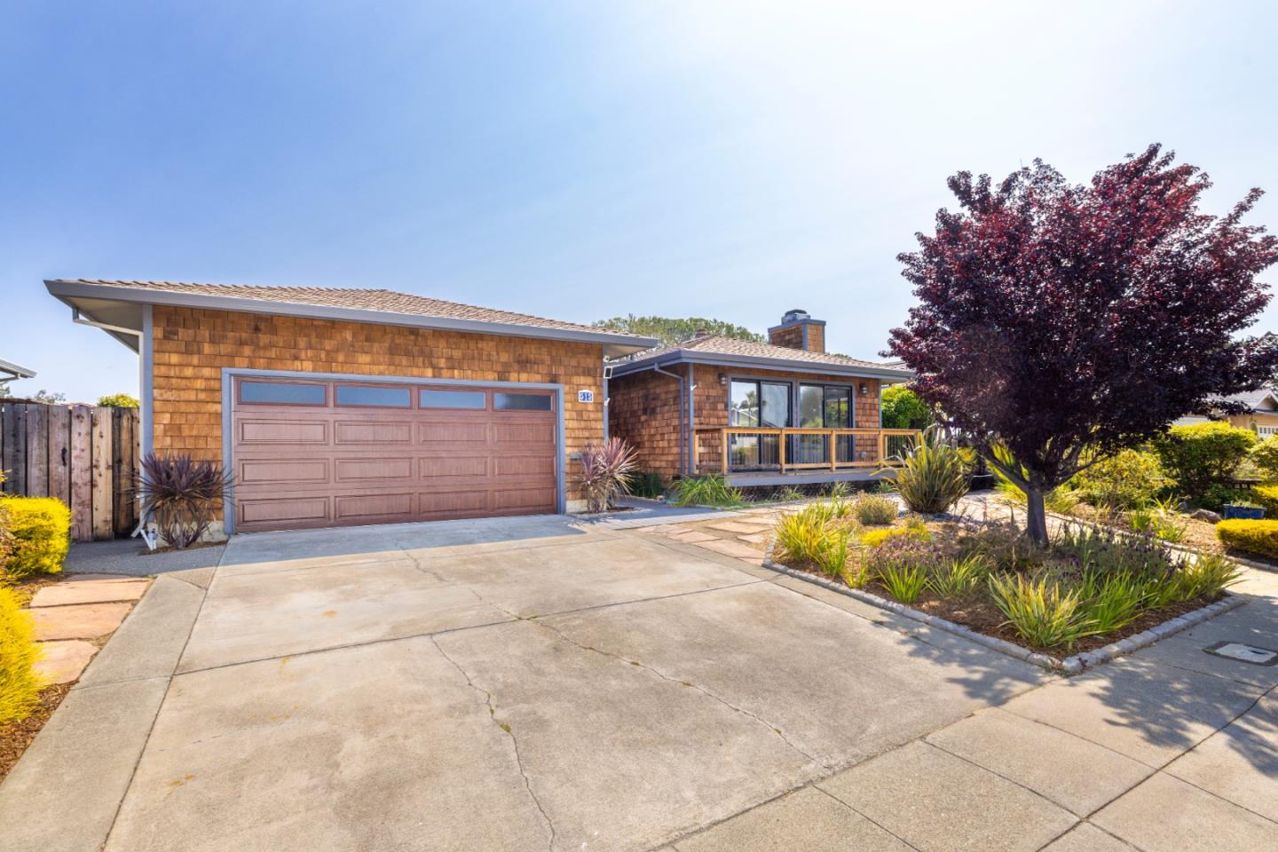 Detail Gallery Image 6 of 46 For 515 Lanyard Dr, Redwood City,  CA 94065 - 3 Beds | 2 Baths