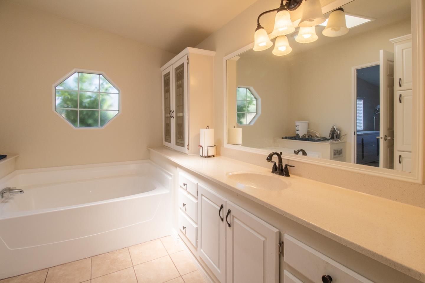 Detail Gallery Image 19 of 24 For 532a Millpond Dr 532a,  San Jose,  CA 95125 - 2 Beds | 2 Baths