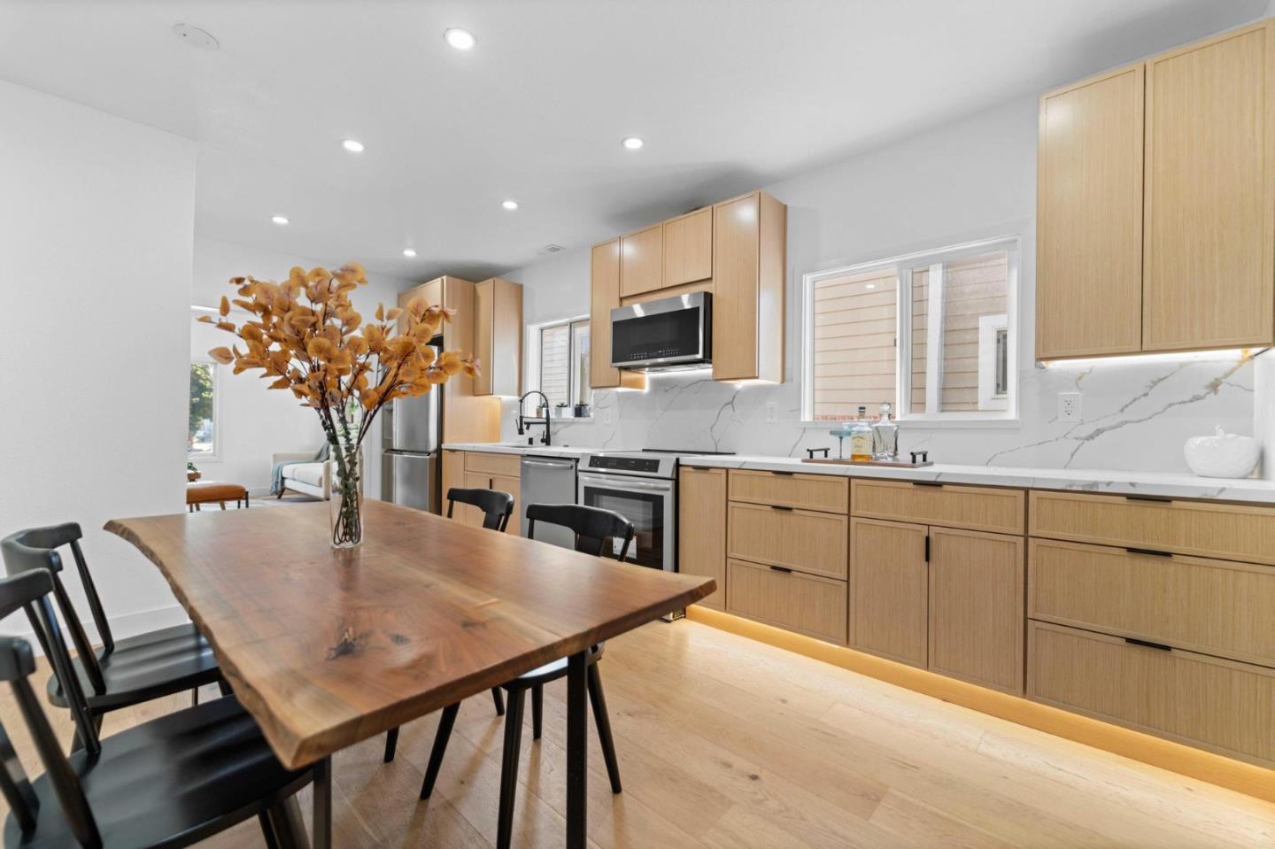 Detail Gallery Image 23 of 54 For 504 Hannah St, San Jose,  CA 95126 - 2 Beds | 2 Baths