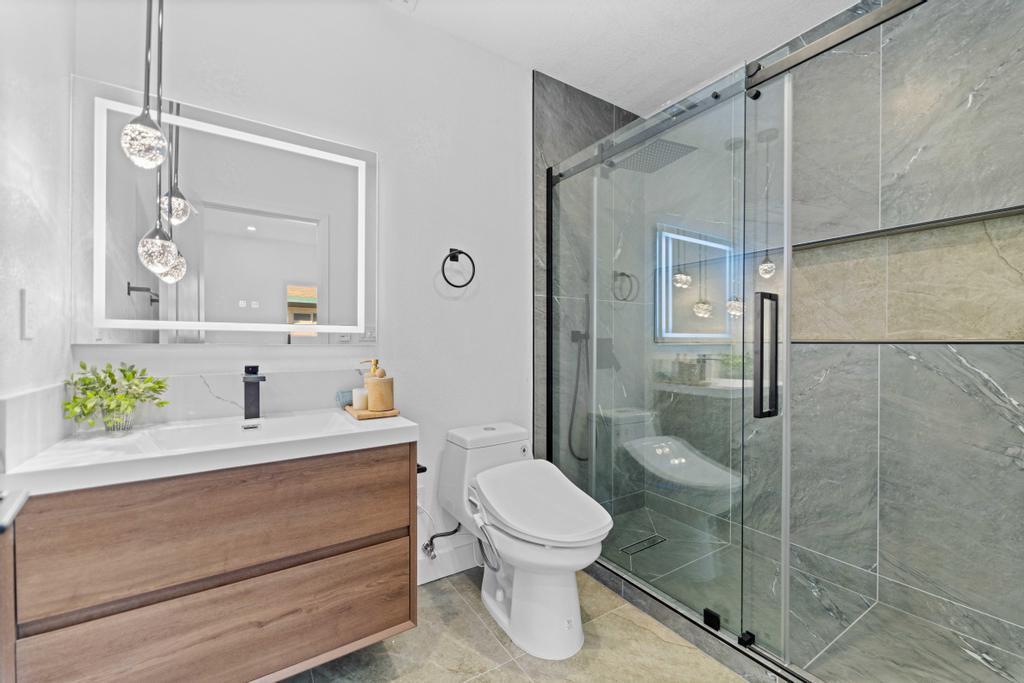 Detail Gallery Image 33 of 54 For 504 Hannah St, San Jose,  CA 95126 - 2 Beds | 2 Baths