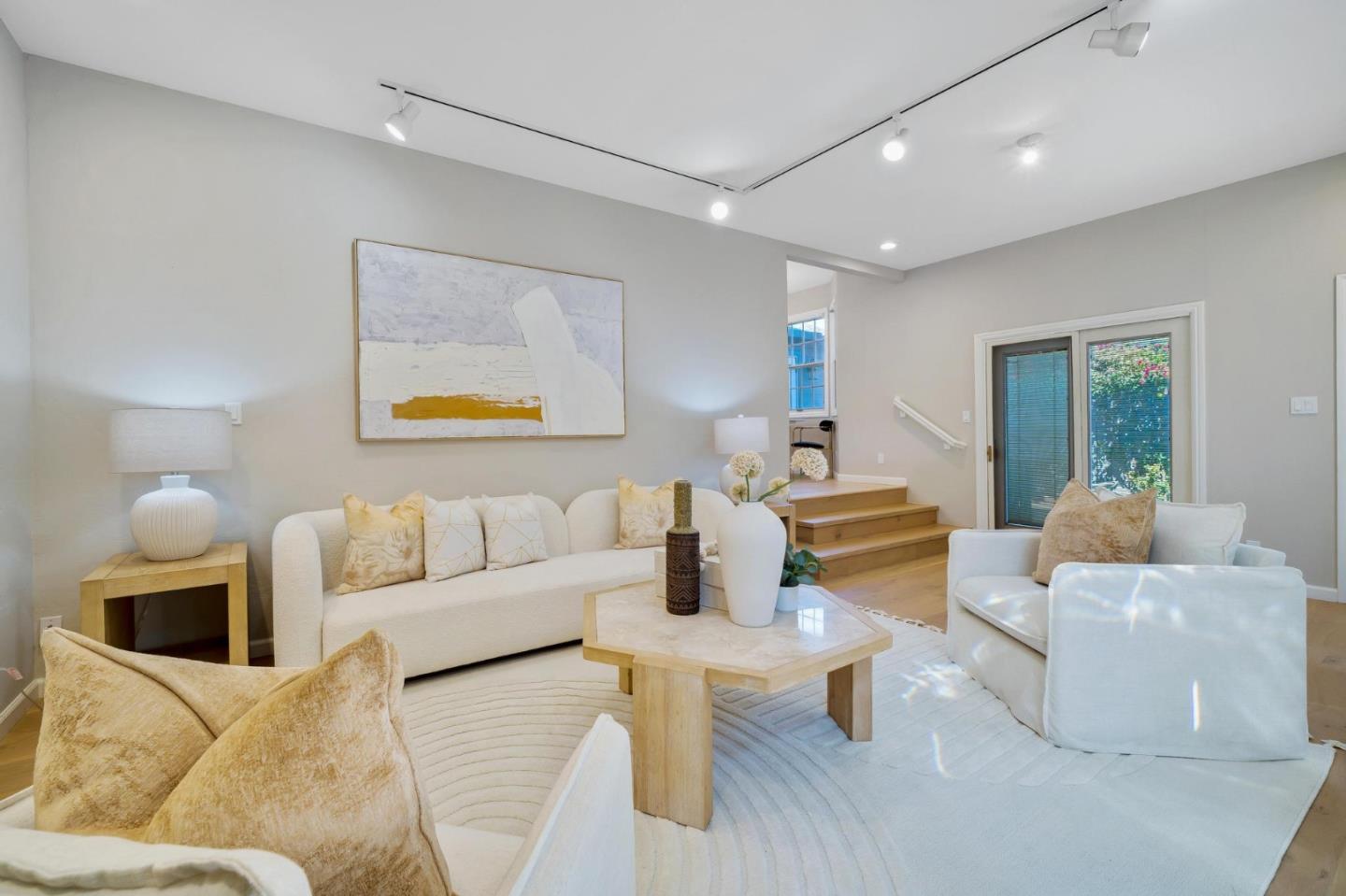 Detail Gallery Image 21 of 60 For 1518 Arguello St, Redwood City,  CA 94063 - 3 Beds | 2/1 Baths