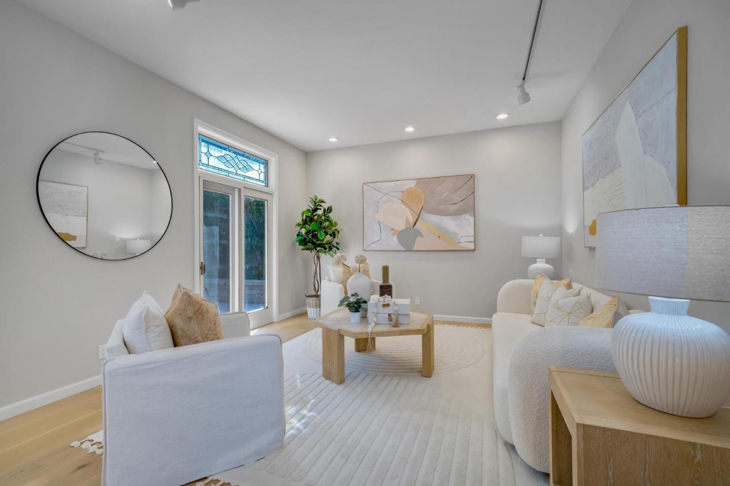 Detail Gallery Image 22 of 60 For 1518 Arguello St, Redwood City,  CA 94063 - 3 Beds | 2/1 Baths