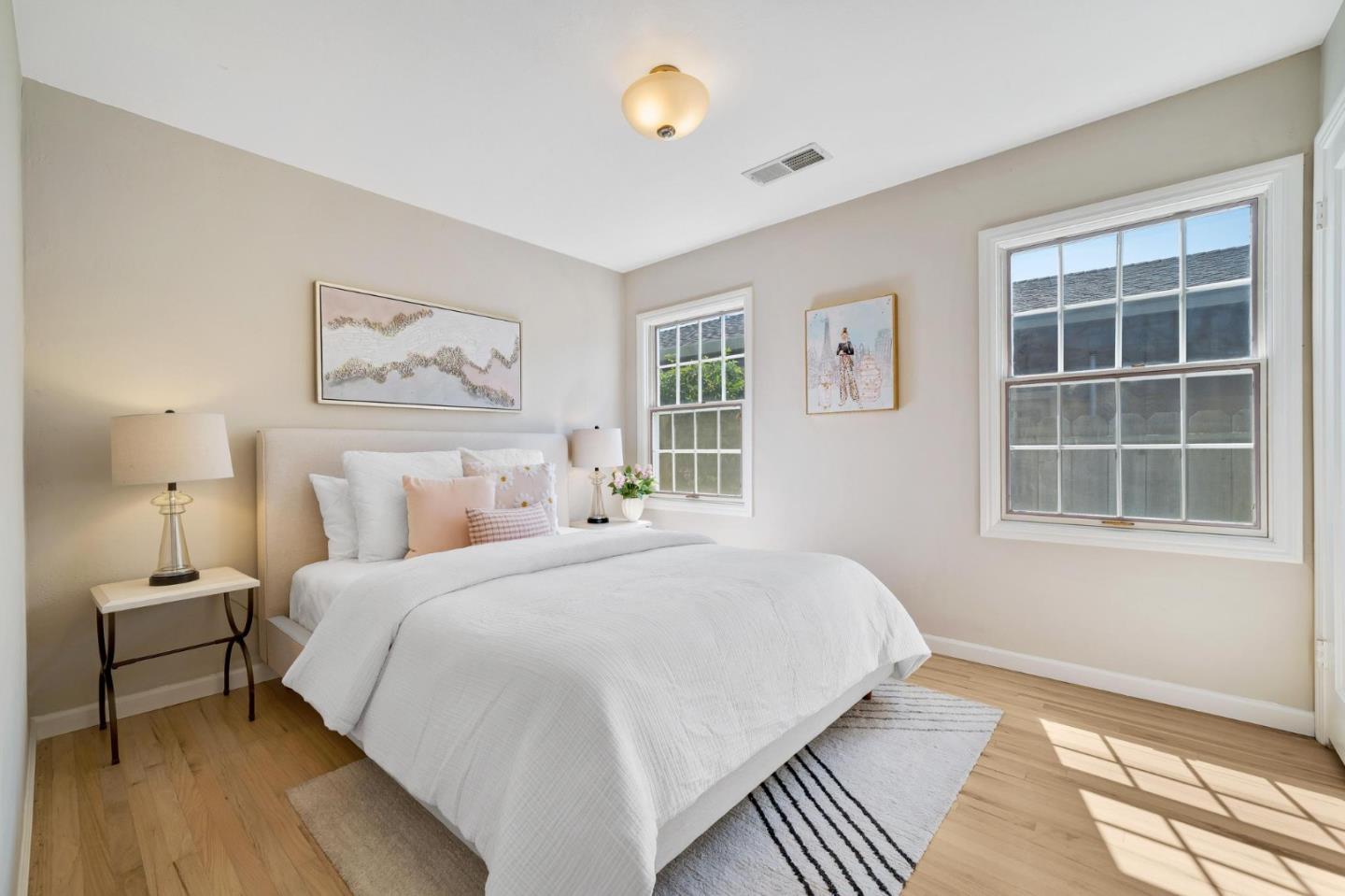 Detail Gallery Image 27 of 60 For 1518 Arguello St, Redwood City,  CA 94063 - 3 Beds | 2/1 Baths