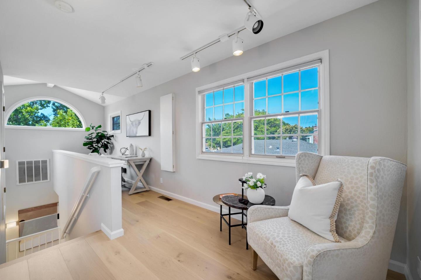 Detail Gallery Image 33 of 60 For 1518 Arguello St, Redwood City,  CA 94063 - 3 Beds | 2/1 Baths