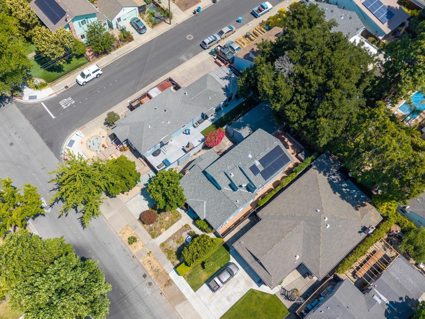 Detail Gallery Image 52 of 60 For 1518 Arguello St, Redwood City,  CA 94063 - 3 Beds | 2/1 Baths