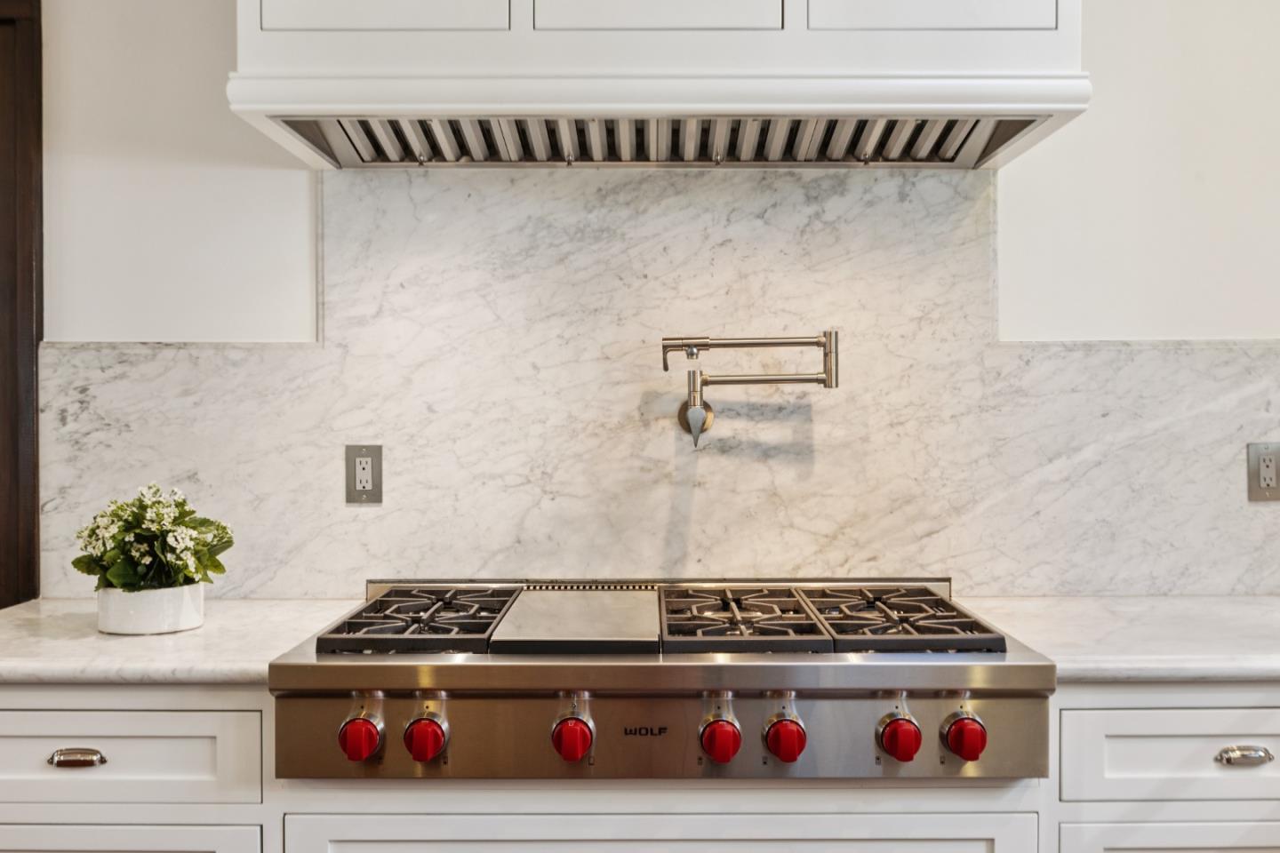 Detail Gallery Image 18 of 64 For 222 Bella Vista Ave, Los Gatos,  CA 95030 - 4 Beds | 4/1 Baths