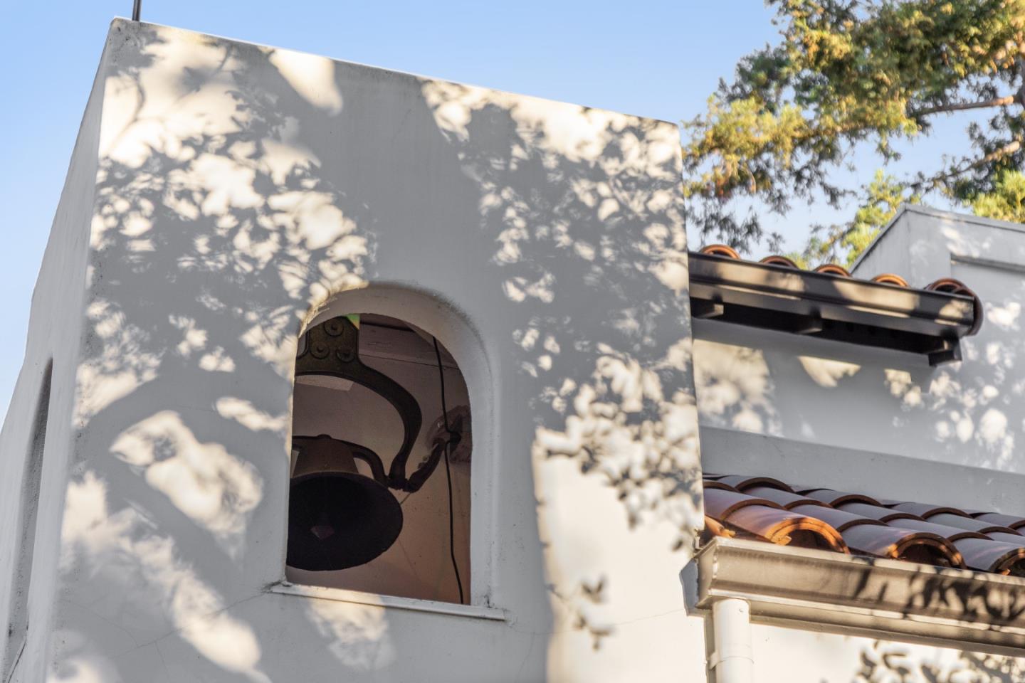 Detail Gallery Image 3 of 64 For 222 Bella Vista Ave, Los Gatos,  CA 95030 - 4 Beds | 4/1 Baths